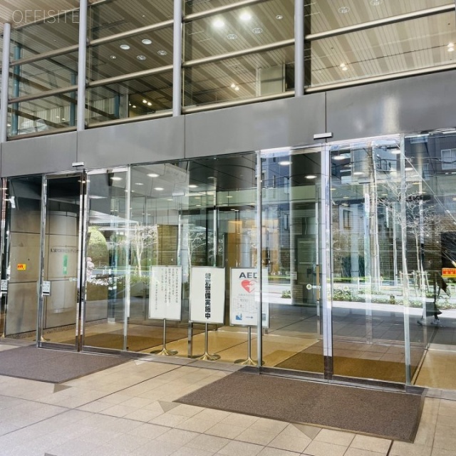 青葉六本木ビル オフィスビル出入口