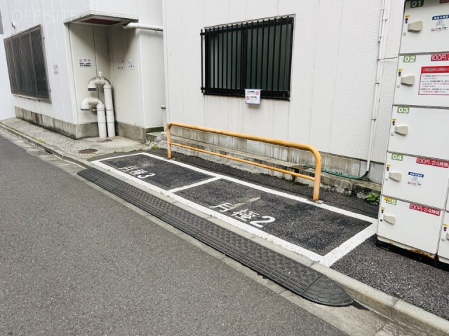 星野ビル 駐車場