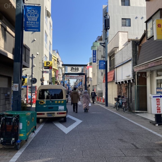 中村ビル 前面道路