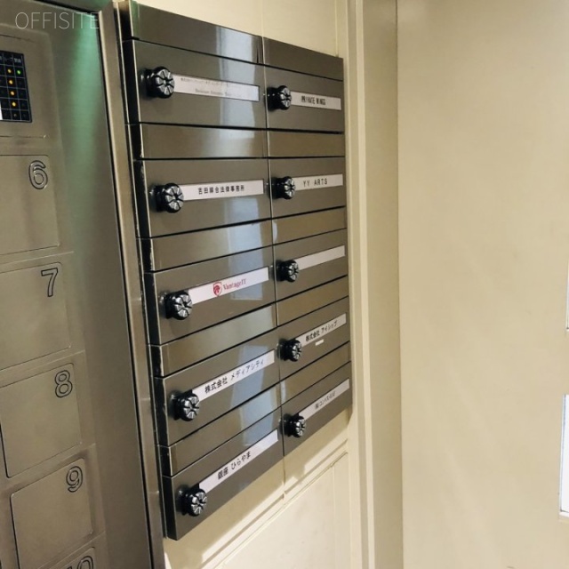 銀座武蔵野ビル 郵便受け