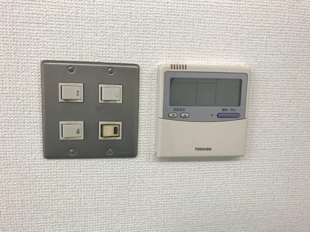 榎町ビル 空調スイッチ
