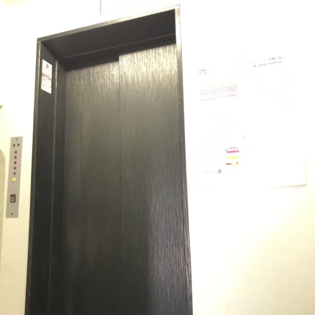 アソルティ新橋 エレベーター