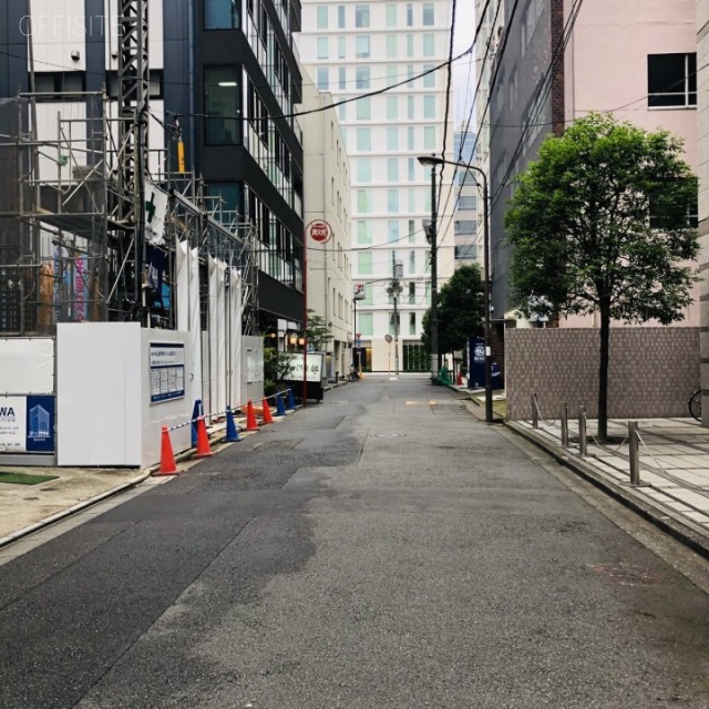 南部ビル ビル前面道路