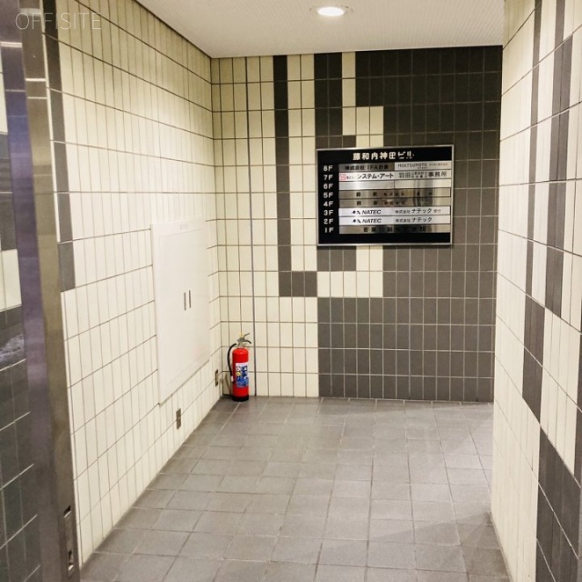 藤和内神田ビル エレベータホール