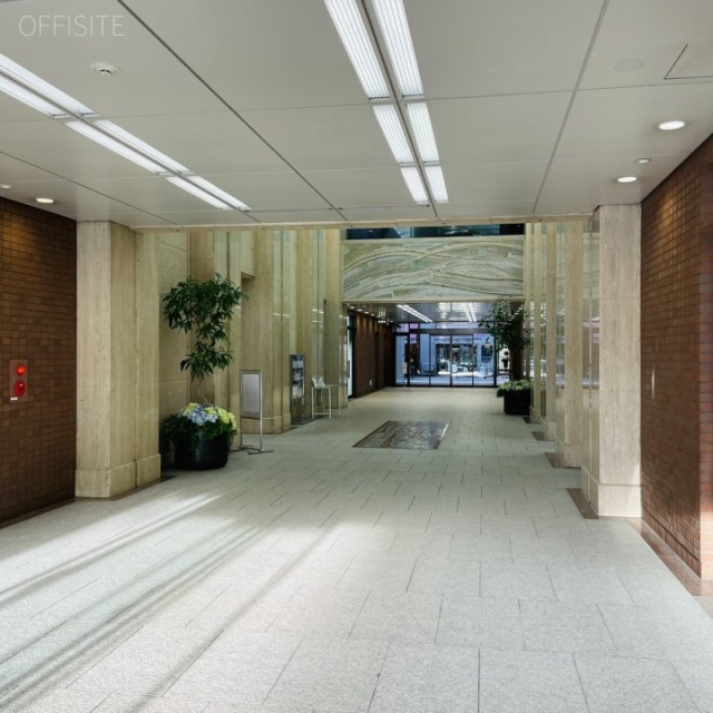 岸本ビル エントランス