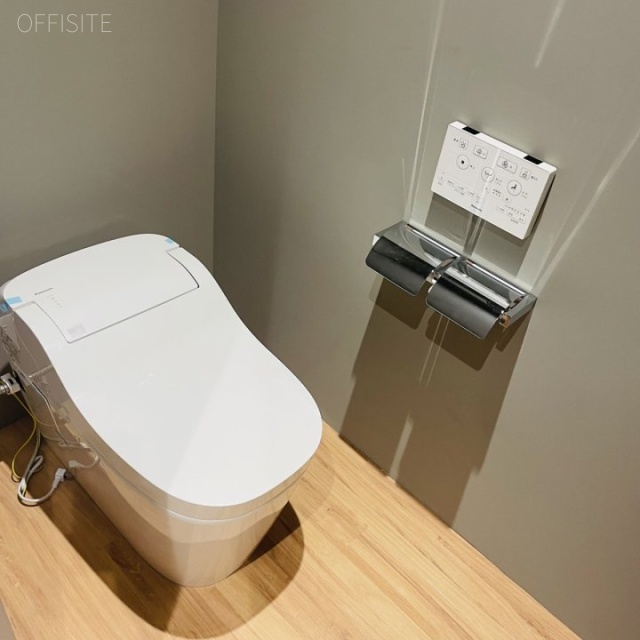 VILLAGE AZABUDAI トイレ