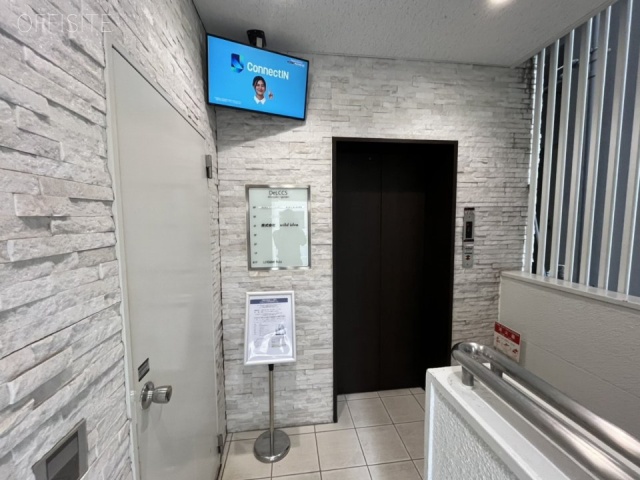 DeLCCS新宿御苑 エントランス