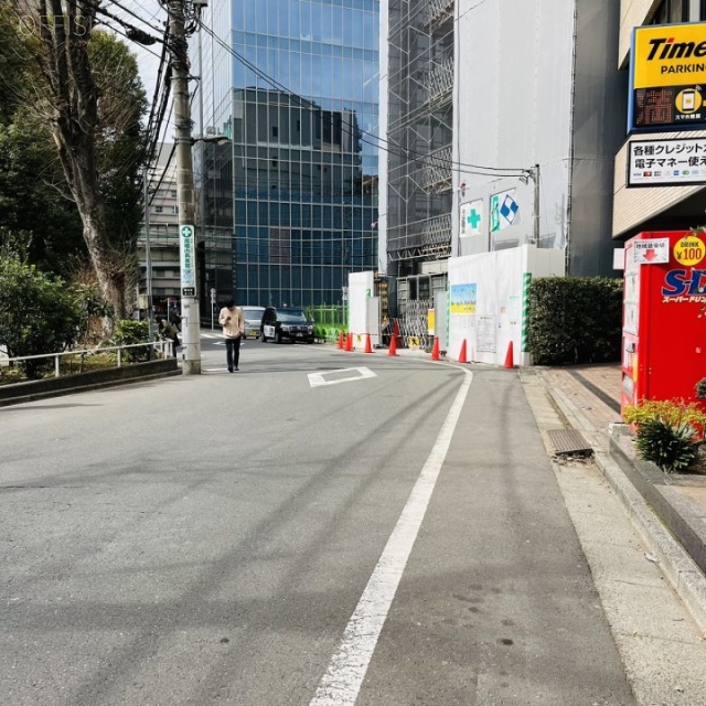 MUPRE東池袋 前面道路