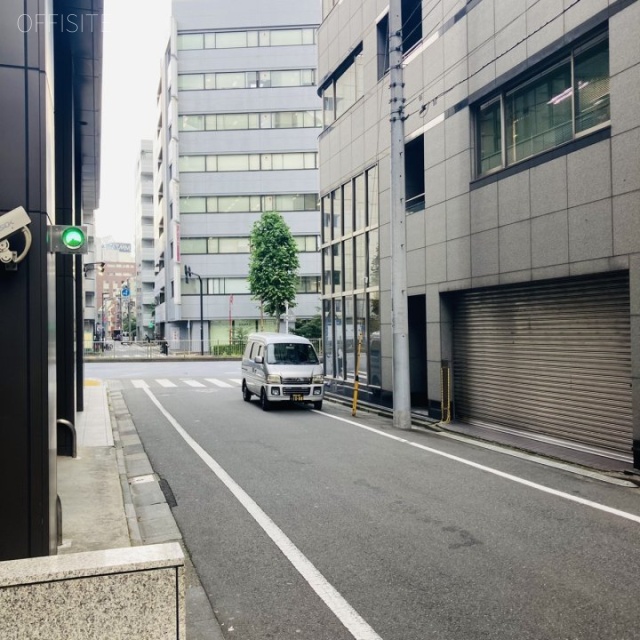 スヂノビル ビル前面道路