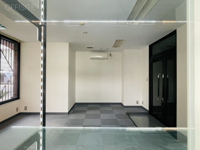 サン・クロレラビル 1F室内