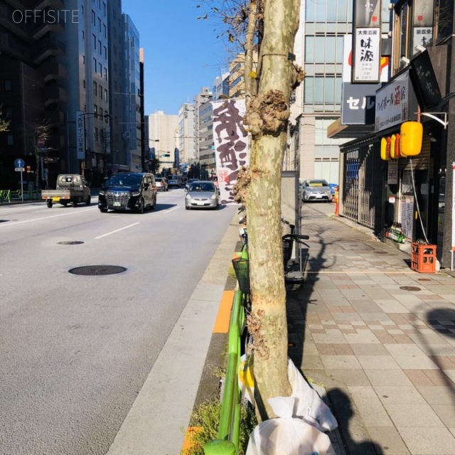 小網町プロサイドビル ビル全面道路