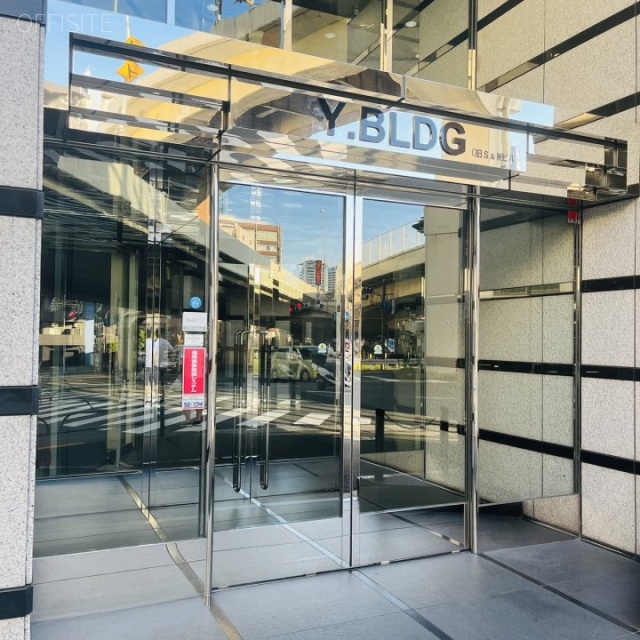 Y.BLDG オフィスビル出入口