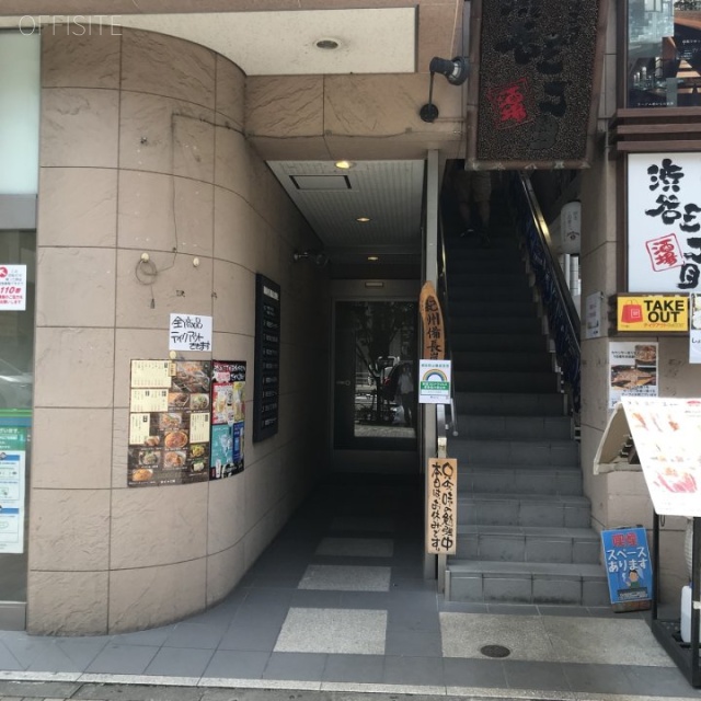 清澤ビル エントランス