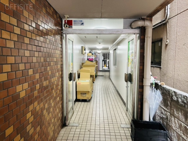 第三長門ビル エントランス