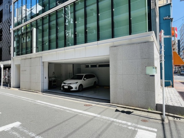 マルイビル 外観