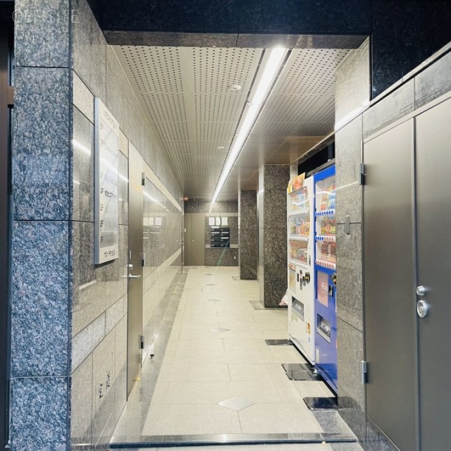 TRUST VAULE 岩本町 エントランス