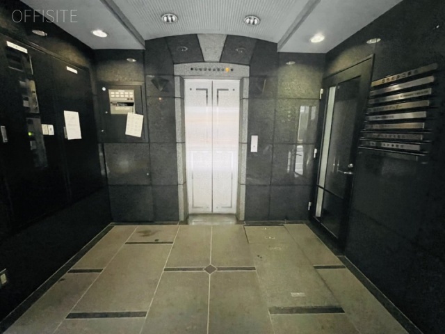 SSビル エントランス