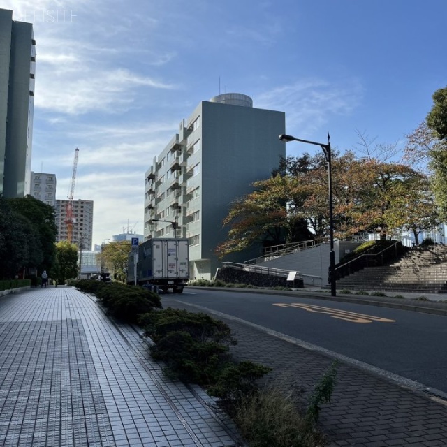 FOREFRONT TOWERⅡ 前面道路