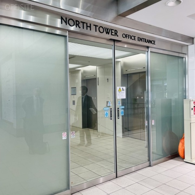 六本木ヒルズノースタワー オフィスビル出入口