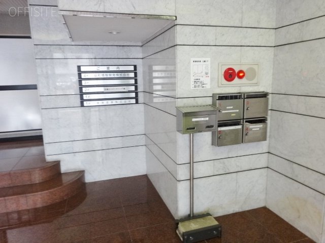 サイテックビル エントランス