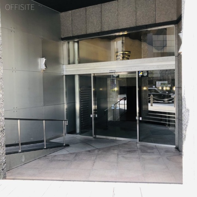 HANAIビル エントランス