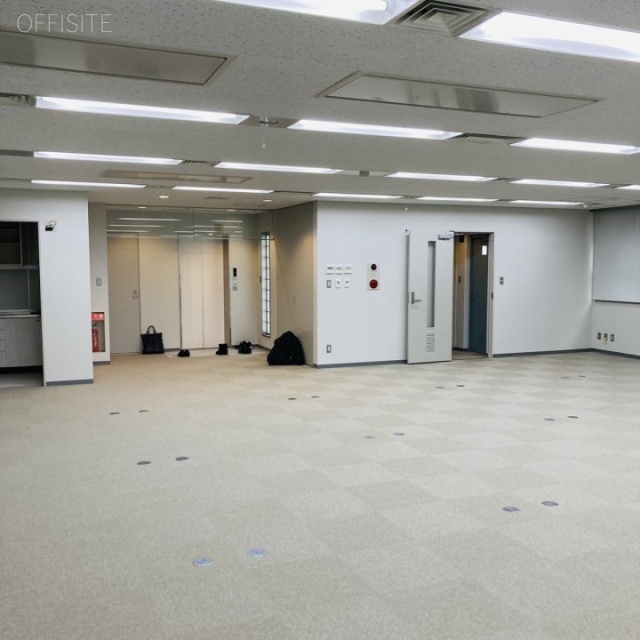 虎ノ門鈴木ビル 室内