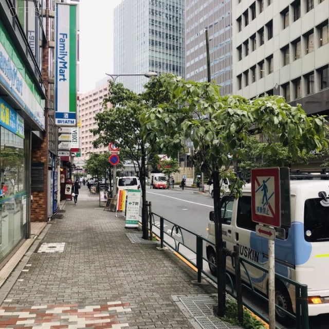 EX-SIDE南新宿(エキサイド南新宿)ビル ビル前面道路