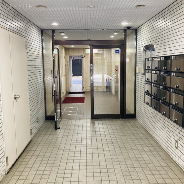 桔梗備前(キキョウビゼン)ビル エントランス