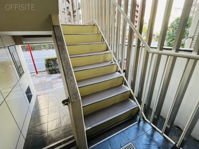 桜井ビル エントランス