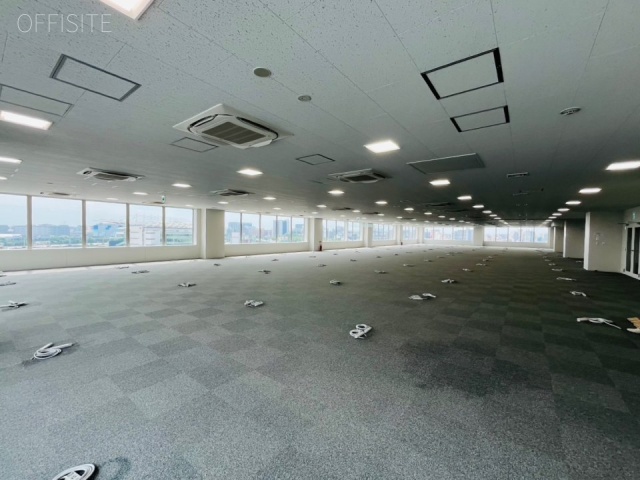 ウィラ大井 基準階室内