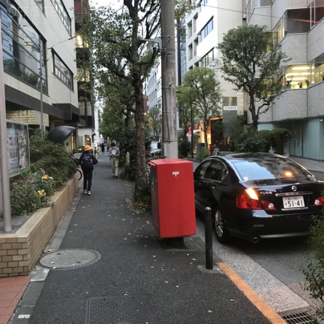 相模屋第2ビル ビル前面道路