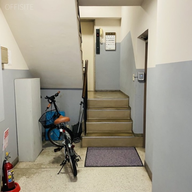 宮中ビル エレベーターホール