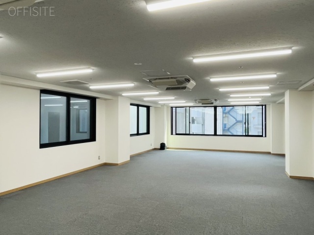 一広グローバルビル 内装