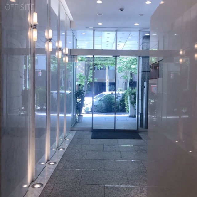 Nihonbashi OKビル エントランス