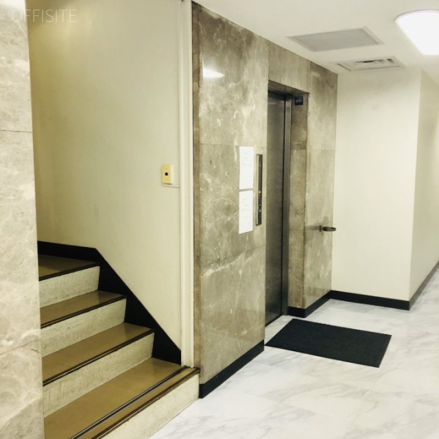 飯田ビル エントランス