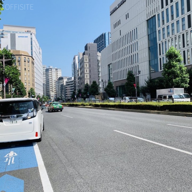 TS麹町ビル ビル前面道路