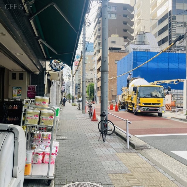 サンワード浜松町 前面道路