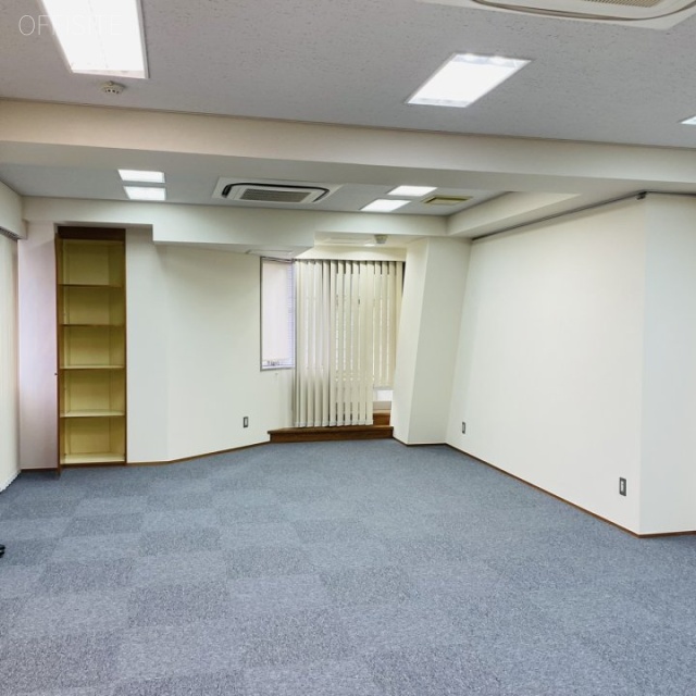 新都心ビル 室内