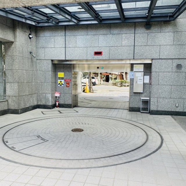 South新大塚ビル 駐車場