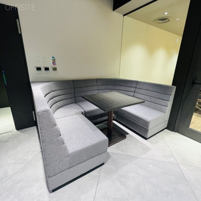 フロンティア代々木 b号室 室内