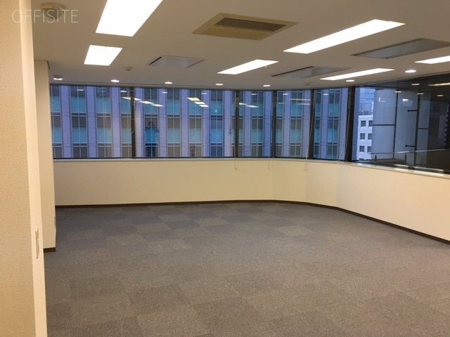 ワイ・エヌ銀座ビル 室内