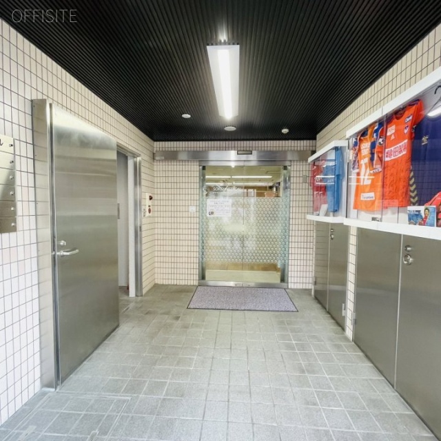 TB目白ビル エントランス