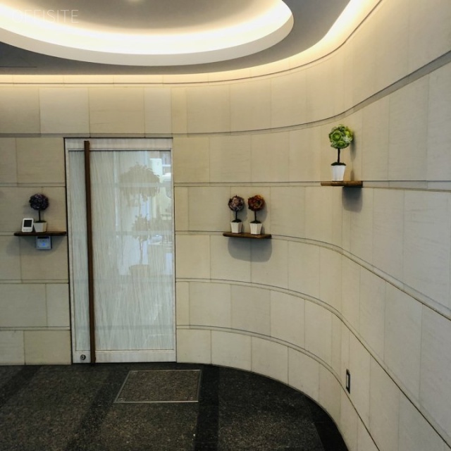 銀座武蔵野ビル エントランス