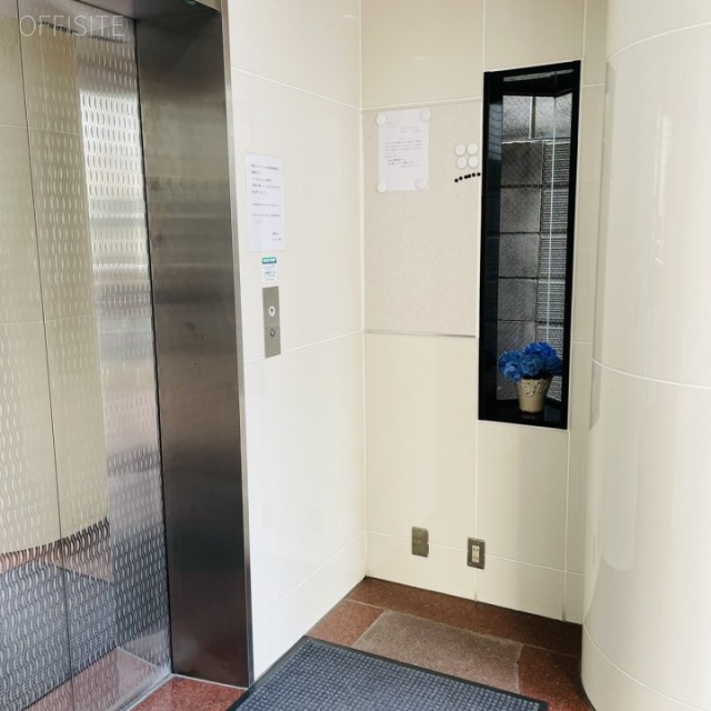 ひのき屋ビル エントランス