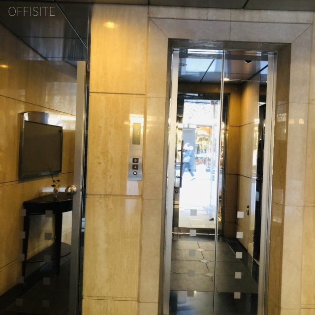 舶来堂ビル エレベーター