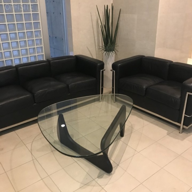 VORT東新宿 エントランス