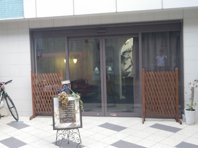 劇団前進座ビル エントランス