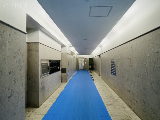 THE PORTAL IWAMOTOCHO エントランス