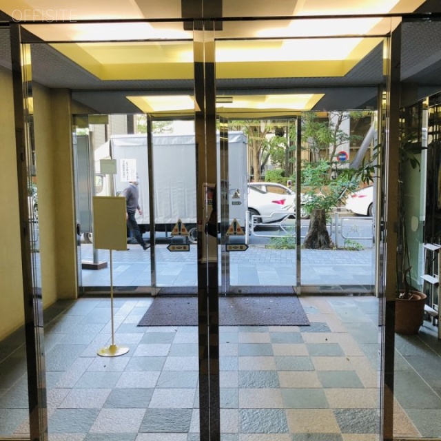 第10矢野新ビル エントランス