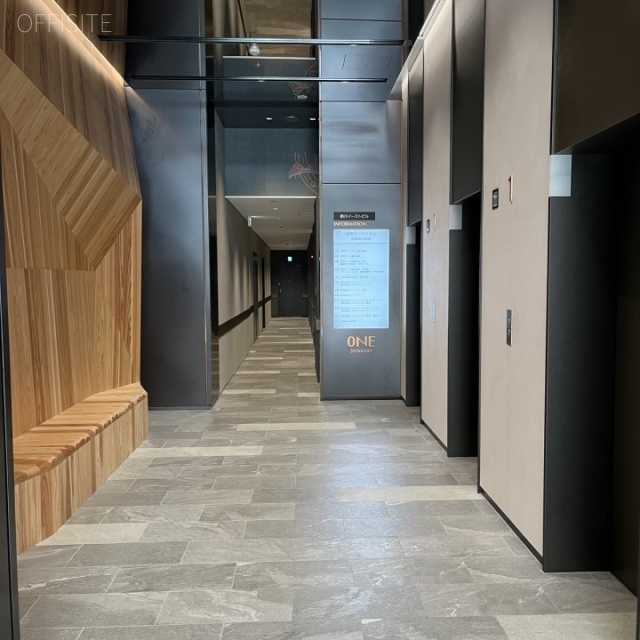 ONE SHINKAWA エントランス